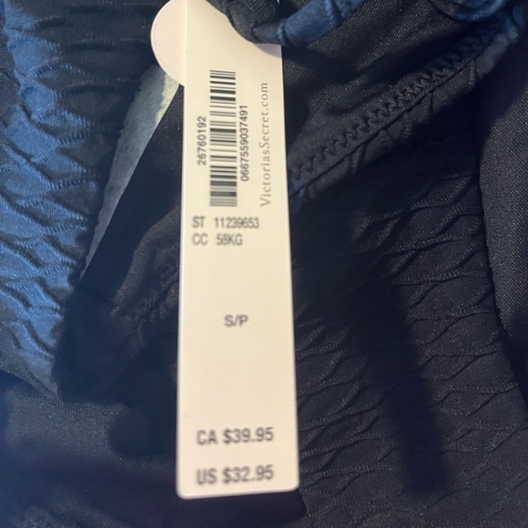 NWT🖤👙4-Piece Swimwear Set - Picture 13 of 13